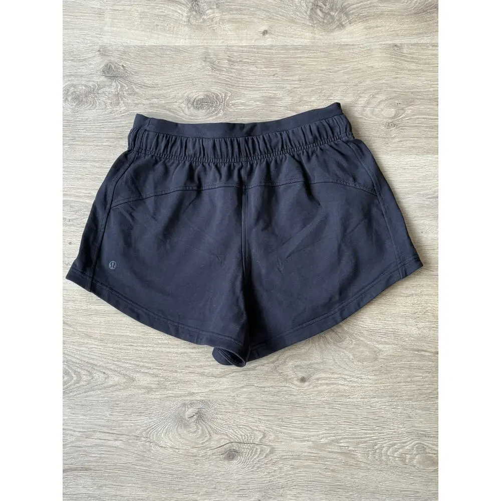 New With Tags Women Lululemon Inner Glow High Rise Short 3